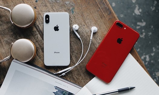 iPhone 2018 chính hãng sẽ được giao hàng từ ngày 2.11, nhưng mức giá ngày càng "chát".