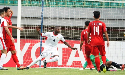 U19 Việt Nam thua ngược U19 Jordan tại trận mở màn VCK U19 Châu Á do thể lực suy giảm ở cuối trận. Ảnh: AFC