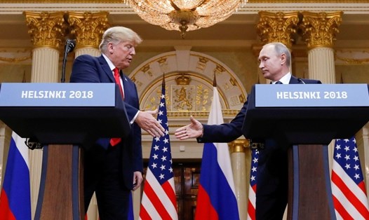 Tổng thống Donald Trump và Tổng thống Vladimir Putin trong cuộc gặp thượng đỉnh ở Helsinki, Phần Lan, tháng 7.2018. Ảnh: Reuters