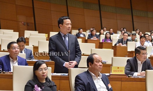 Bộ trưởng Thông tin và Truyền thông Nguyễn Mạnh Hùng. Ảnh: Quochoi.vn