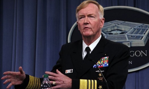 Đô đốc Mỹ James Foggo. Ảnh: AFP. 