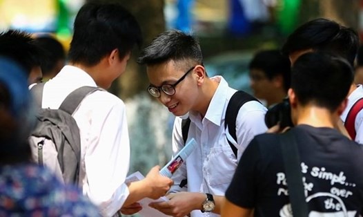 Kỳ thi vào lớp 10 năm học 2019-2020 học sinh Hà Nội sẽ thi 4 môn thay vì 2 môn như những năm trước. Ảnh: Sơn Tùng
