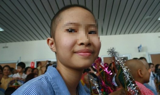 Nụ cười hy vọng của một bệnh nhân ung thư điều trị tại BV K Tân Triều. Ảnh: Thùy Linh