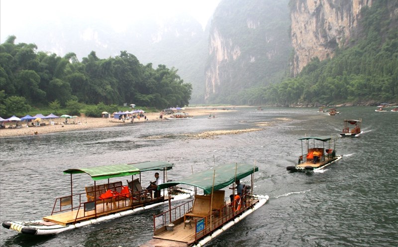 Li Giang, nơi được mệnh danh là cảnh đẹp nhất thế gian ở Quế Lâm. Ảnh: H.V.M