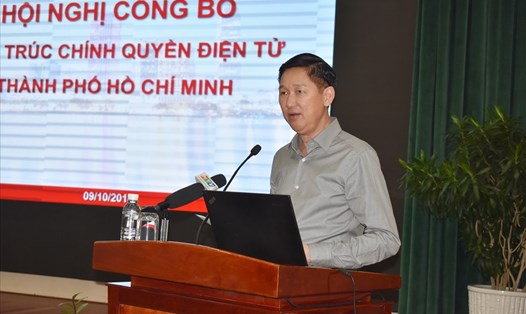 Phó chủ tịch UBND TPHCM Trần Vĩnh Tuyến cho biết kiến trúc Chính quyền điện tử sẽ đáp ứng nhu cầu thực tế của người dân.  Ảnh: Đ.L