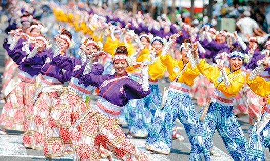 Điệu  múa vui tươi, lạc quan Yosakoi của Nhật Bản hấp dẫn người Việt Nam. (Ảnh minh họa)