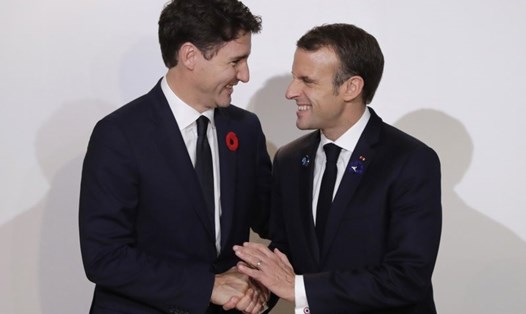 Tổng thống Pháp và Thủ tướng Canada. Ảnh: AP.