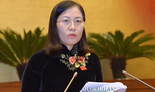 Bà Lê Thị Nga - Chủ nhiệm Uỷ ban Tư pháp của Quốc hội trình bày báo cáo thẩm tra, sáng 13.11.