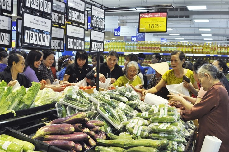 Co.opmart Việt Trì thu hút đông khách hàng nhờ khuyến mãi khủng