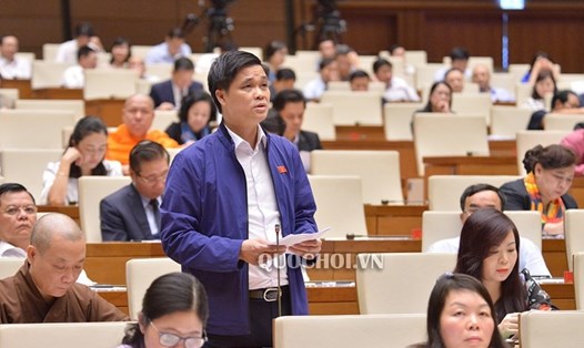 ĐBQH, Phó Chủ tịch Tổng LĐLĐ Việt Nam Ngọ Duy Hiểu phát biểu tại Quốc hội chiều 13.11.