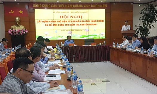 Bộ trưởng Nguyễn Xuân Cường phát biểu chỉ đạo tại hội nghị. Ảnh: Kh.V