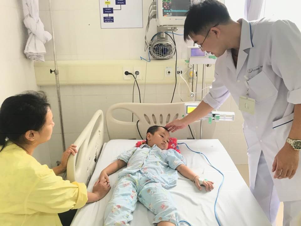 Bệnh nhi đã qua cơn nguy kịch