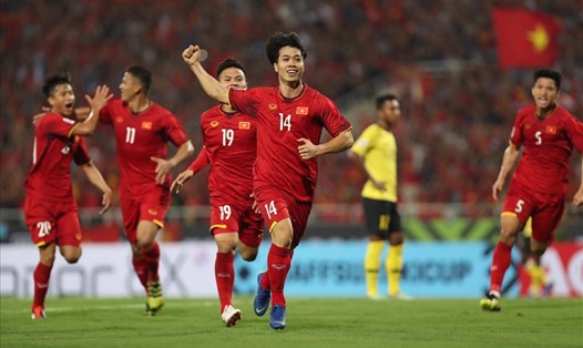 Công Phượng ghi bàn mở tỉ số cho đội tuyển Việt Nam.