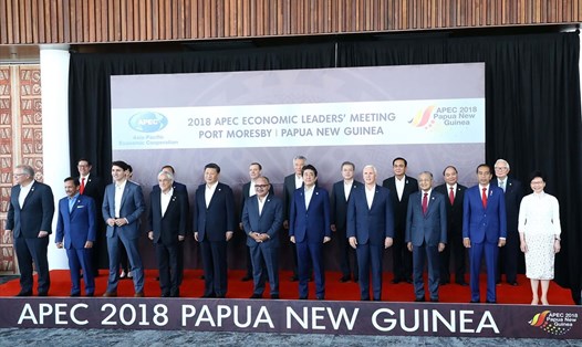 Thủ tướng Nguyễn Xuân Phúc và các nhà lãnh đạo APEC. Ảnh: VGP