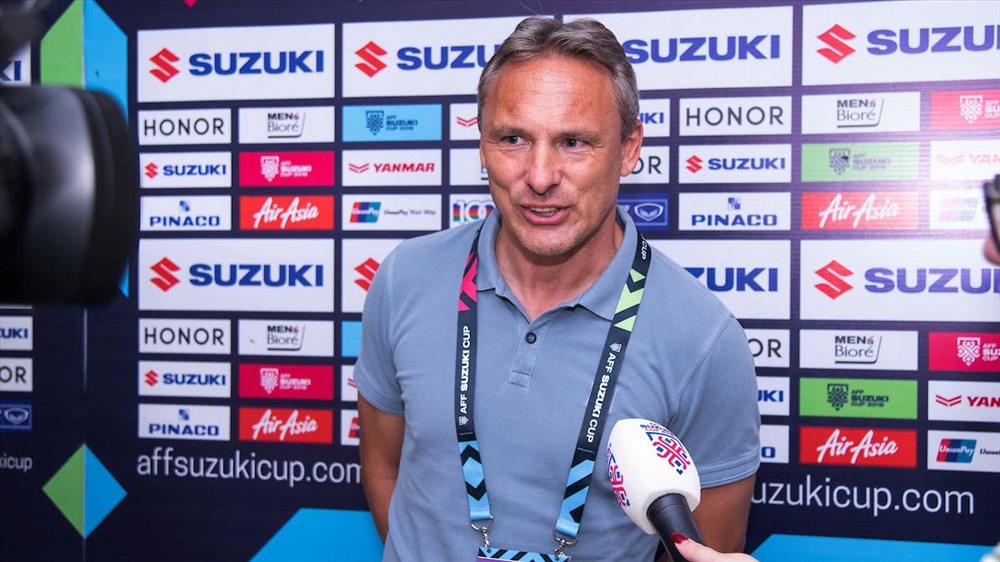 HLV Antoine Hey tuyên bố sẽ đánh bại ĐT Việt Nam trên sân nhà của MYanmar. Ảnh: AFF