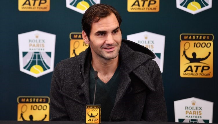 Roger Federer trong buổi họp báo trước khi tham dự giải ATP 1000 Rolex Paris Masters 2018. Ảnh: Tennis 365