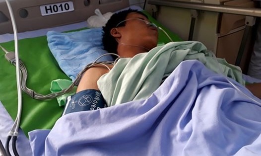 Nạn nhân đang được điều trị tại Bệnh viện Đa khoa Lâm Đồng.