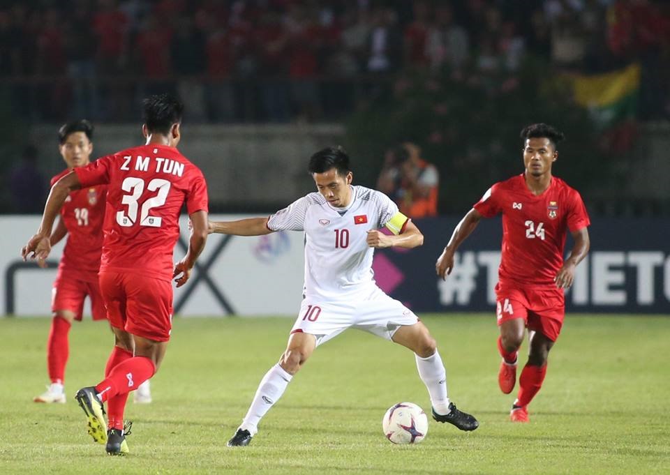 Một pha bóng trong trận Myanmar - Việt Nam. Ảnh: Đ.Đ