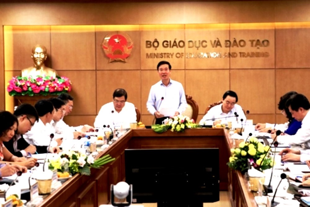 Trưởng ban Tuyên giáo Trung ương Võ Văn Thưởng tại buổi làm việc với Ban cán sự Đảng Bộ Giáo dục và Đào tạo. Ảnh: TL.