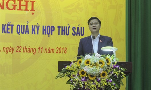 Phó Chủ tịch Tổng Liên đoàn Lao Động Việt Nam Ngọ Duy Hiểu phát biểu tại tiếp xúc cử tri. Ảnh Trần Vương