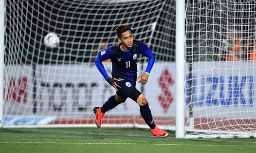 "Messi Campuchia" Chan Vathanaka sẽ là cái tên mà hàng phòng ngự ĐT Việt Nam cần dè chừng và có sự quan tâm đặc biệt. Ảnh: AFF
