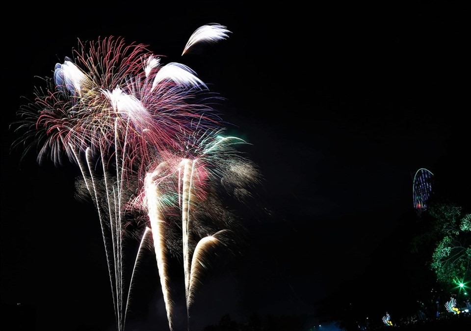 Dự kiến, tối nay Hà Nội sẽ bắn pháo hoa tại Khu Liên hợp thể thao Quốc gia Mỹ Đình. Ảnh minh họa: Trường Sơn