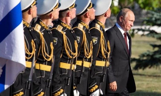 Tổng thống Nga tại lễ kỷ niệm 75 năm trận chiến Kursk, ngày 23.8.2018. Ảnh: AFP