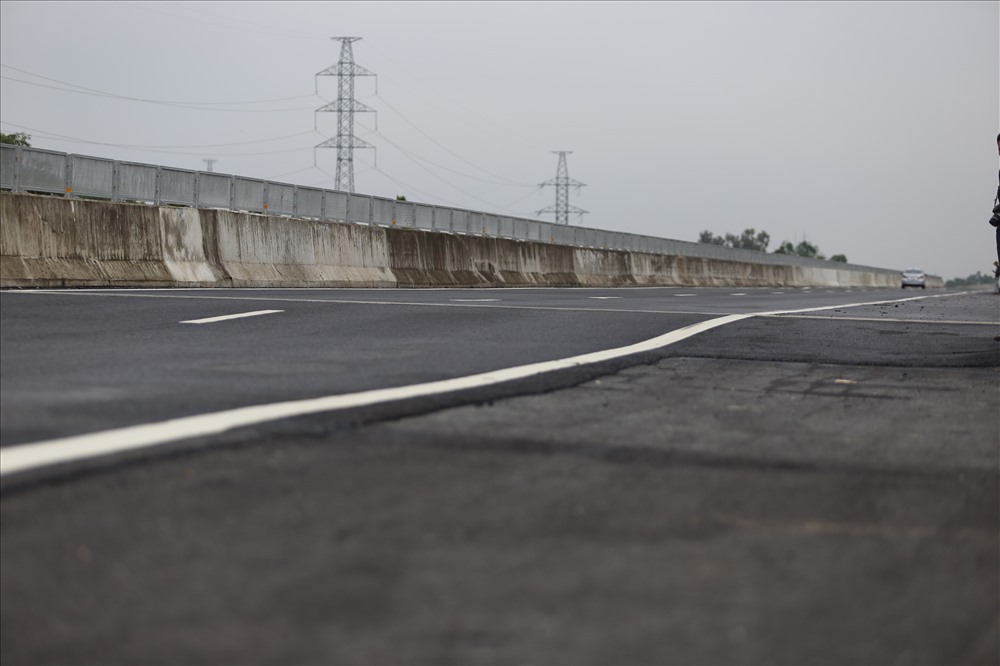 Các nhà thầu cần nhanh chóng khắc phục để đảm bảo an toàn và tránh hư hỏng cục bộ như trước đây. Ảnh: Đ.V