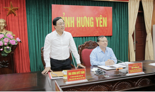 Tổng Giám đốc NHCSXH Dương Quyết Thắng phát biểu tại buổi làm việc. 