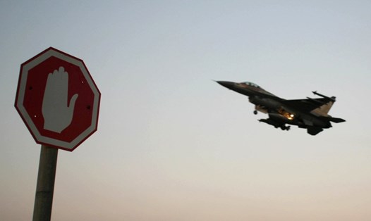 Một chiếc F-16 của Israel. Ảnh: Reuters
