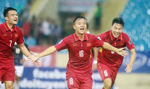 Đinh Thanh Trung đã nói lời chia tay ĐT Việt Nam sau khi bị HLV Park Hang-seo loại khỏi chiến dịch AFF Cup 2018. Ảnh: T.L