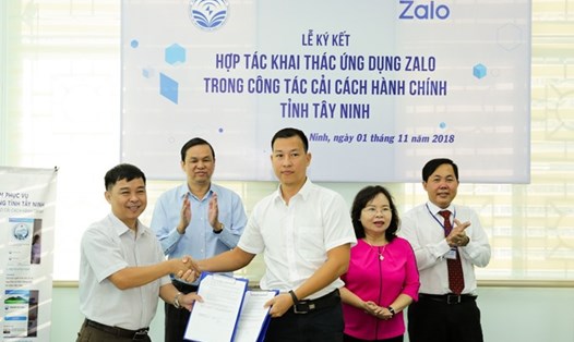 Lễ ký kết hợp tác giữa Zalo và Trung tâm hành chính công tỉnh Tây Ninh.