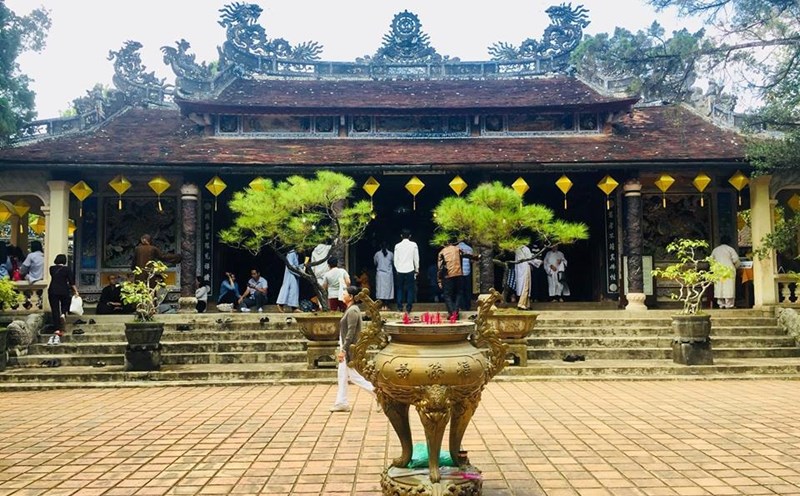 Chánh điện chùa Từ HIếu. Ảnh: PĐ.