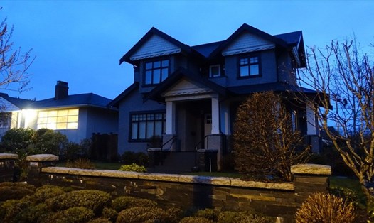 Căn nhà của gia đình bà Mạnh Vạn Châu ở Vancouver bị đột nhập. Ảnh: SCMP