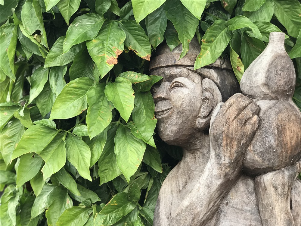 Nương vào trong xanh. Ảnh: H.V.M