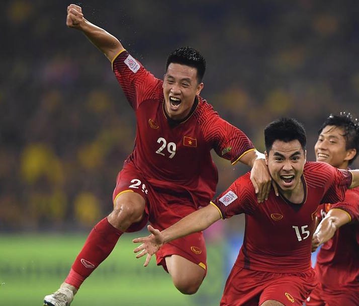 Huy Hùng đã mở tỉ số cho ĐTVN. Ảnh: MT