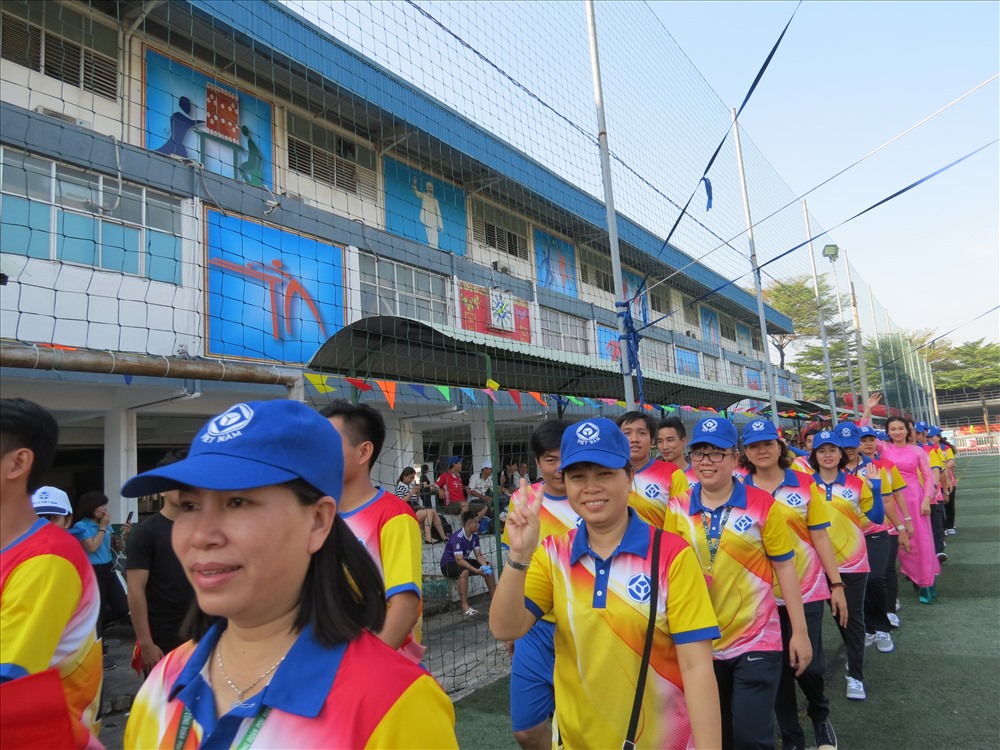 Người lao động làm việc tại Cty TNHH PouYuen Việt Nam tham gia hội thao toàn Tập đoàn PouChen - Ảnh: L.T