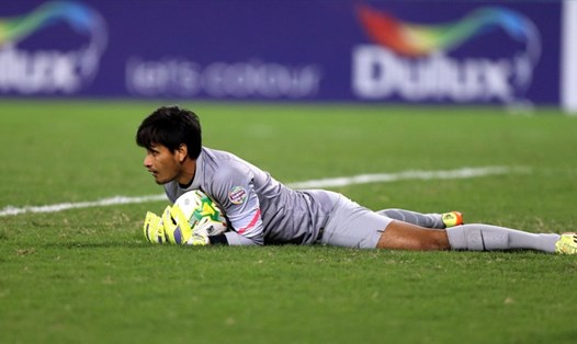 Thủ môn Malaysia Farizal Marlias trong trận đấu Malaysia - Việt Nam trên sân Mỹ Đình năm 2014. Ảnh: Goal. 