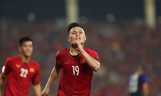 Quang Hải xứng đáng với danh hiệu Cầu thủ xuất sắc nhất AFF Cup 2018. Ảnh: Đ.Đ