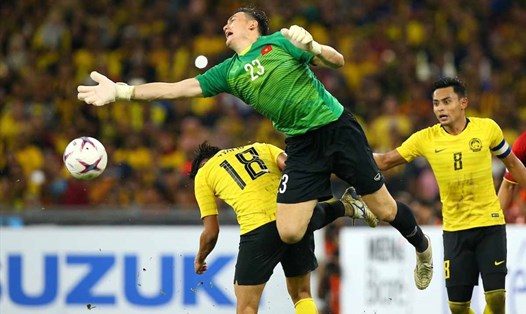Thủ thành Văn Lâm góp công không nhỏ trong chức vô địch AFF Cup 2018 của ĐT Việt Nam. Ảnh: AFF