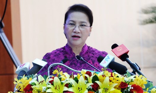 Chủ tịch Quốc hội Nguyễn Thị Kim Ngân động viên chính quyền Đà Nẵng hoàn thành các mục tiêu kinh tế - xã hội thời gian tới. Ảnh: HV