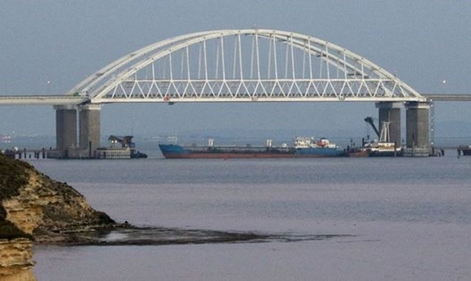 Vụ việc bắt giữ 3 tàu hải quân Ukraina diễn ra ở eo biển Kerch. Ảnh: Sputnik