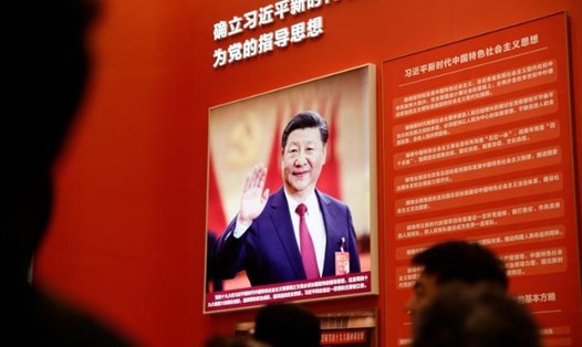 Hình ảnh Chủ tịch Trung Quốc Tập Cận Bình tại Triển lãm cải cách và mở cửa ở Bắc Kinh. Ảnh: CNN
