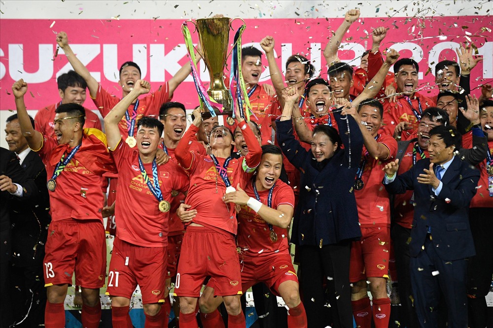 ĐT Việt Nam được FIFA đưa tin một cách trang trọng sau khi giành ngôi vô địch AFF Cup 2018. Ảnh: AFF