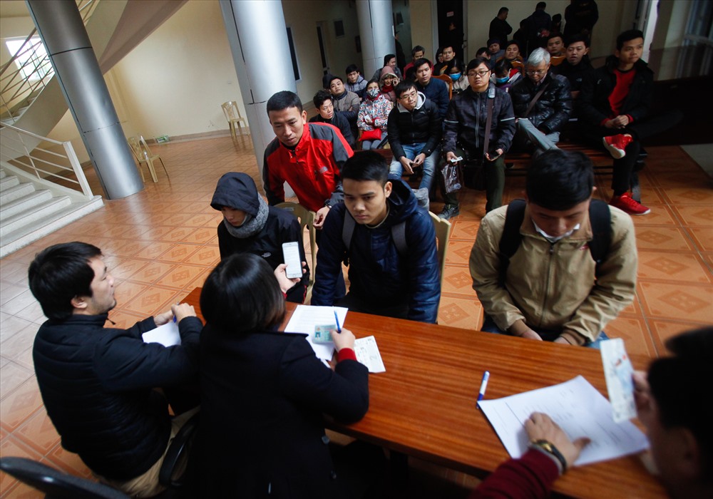 VFF sẽ tiếp tục mở bán vé online cho người hâm mộ. Ảnh: Đ.H