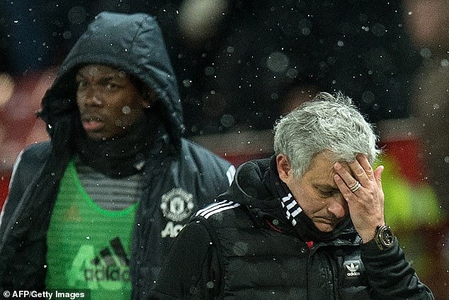 Pogba và Mourinho đã có mâu thuẫn trong suốt thời gian qua.