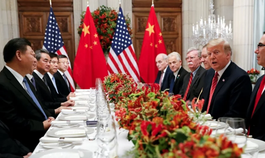 Tổng thống Donald Trump và Chủ tịch Tập Cận Bình đạt được thoả thuận "đình chiến" thương mại tại G-20. Ảnh: Reuters