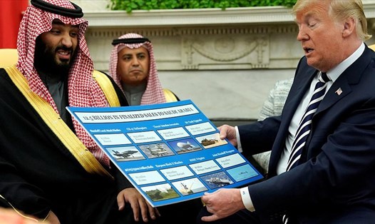 Tổng thống Donald Trump nhiều lần ủng hộ Thái tử Saudi Arabia Mohammed bin Salman. Ảnh: Reuters