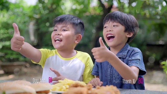 Duy Anh và Thanh Tú trong phim.