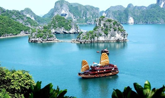 Du lịch Việt Nam là một trong những điểm đến thu hút khách quốc tế. Ảnh: T. L.